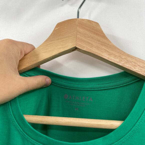 Athleta green athletic tank top - Picture 3 of 3